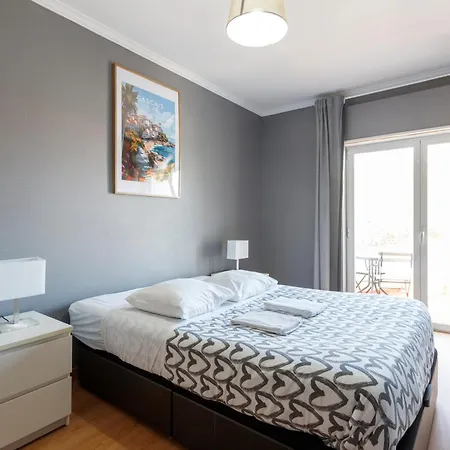 Casa Da Linha Apartment